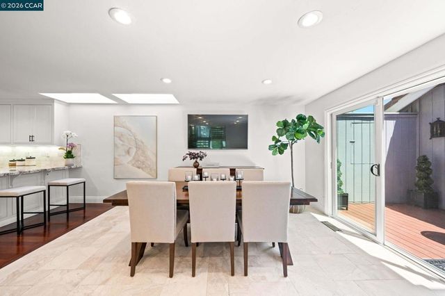 3058 Live Oak Ct, Danville, CA 94506