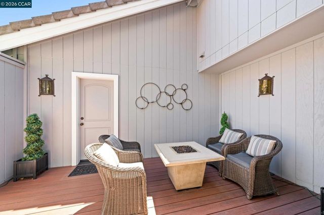 3058 Live Oak Ct, Danville, CA 94506