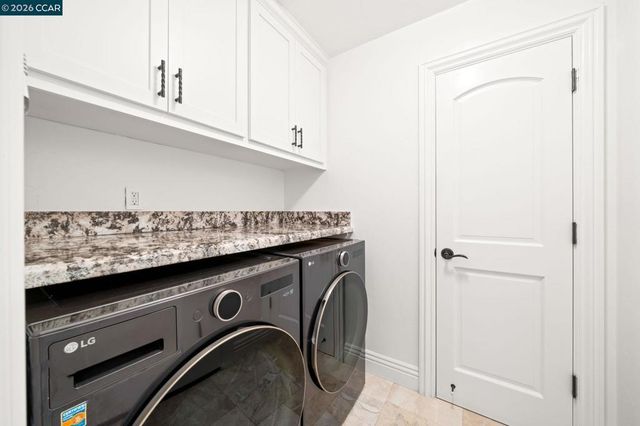 3058 Live Oak Ct, Danville, CA 94506