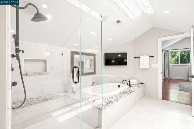 3058 Live Oak Ct, Danville, CA 94506