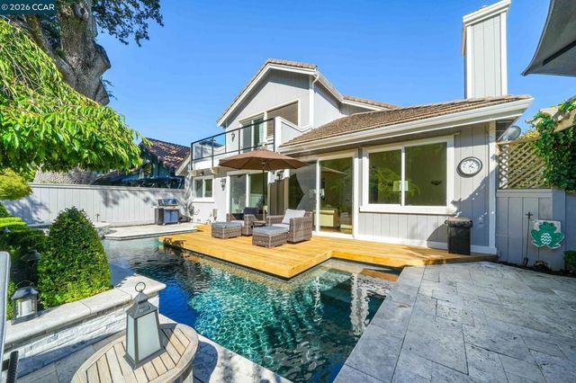 3058 Live Oak Ct, Danville, CA 94506