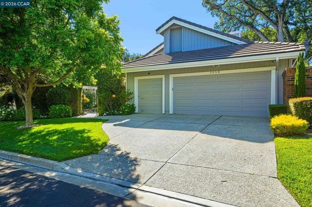 3058 Live Oak Ct, Danville, CA 94506