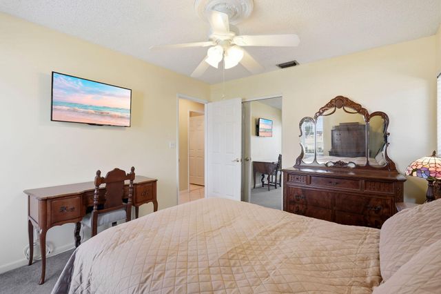 20986 Rustlewood Avenue, Boca Raton, FL 33428