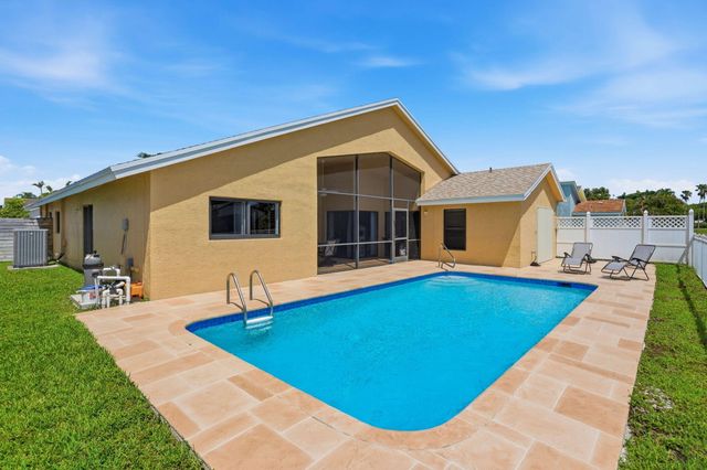 20986 Rustlewood Avenue, Boca Raton, FL 33428