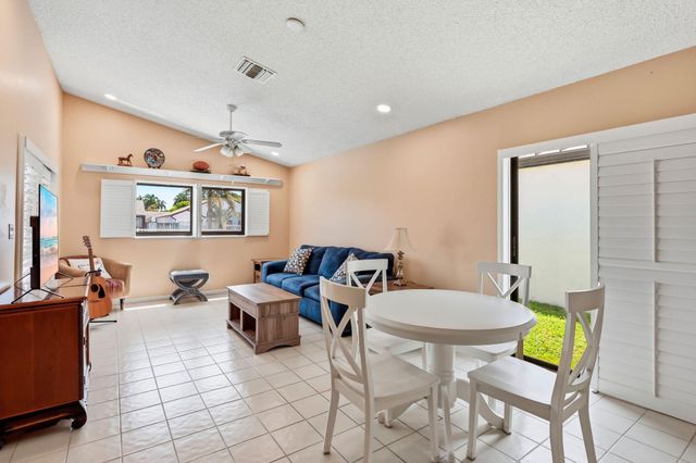 20986 Rustlewood Avenue, Boca Raton, FL 33428