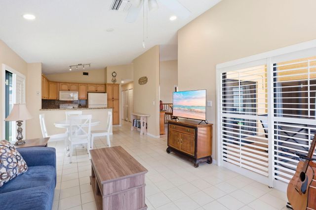 20986 Rustlewood Avenue, Boca Raton, FL 33428