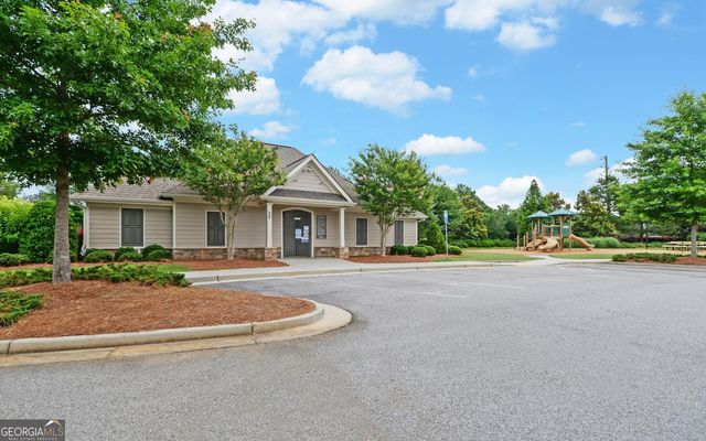 277 Maple Brook Drive, Dawsonville, GA 30534