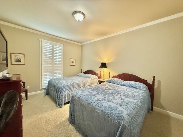 101 W Burch Street, Hartford, AL 36344