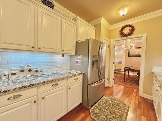 101 W Burch Street, Hartford, AL 36344