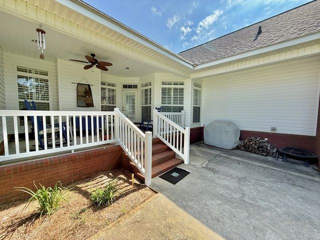 101 W Burch Street, Hartford, AL 36344