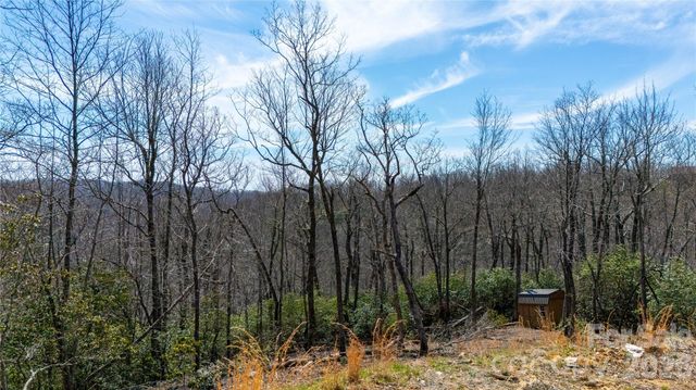 000 Walker Ridge, Spruce Pine, NC 28777