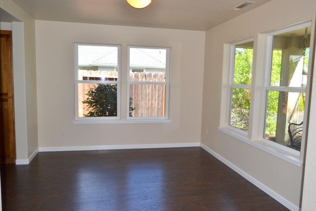 172 SE Yorktown Drive, Grants Pass, OR 97527