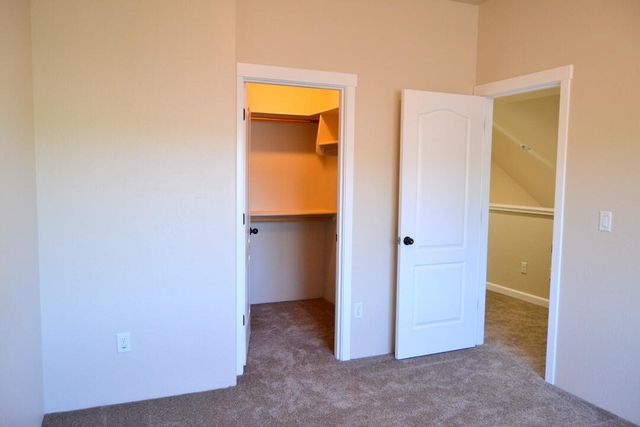 172 SE Yorktown Drive, Grants Pass, OR 97527