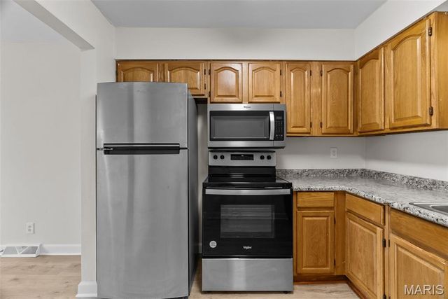 4615 Virginia Avenue, St Louis, MO 63111