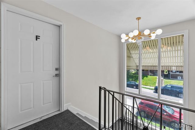 4615 Virginia Avenue, St Louis, MO 63111