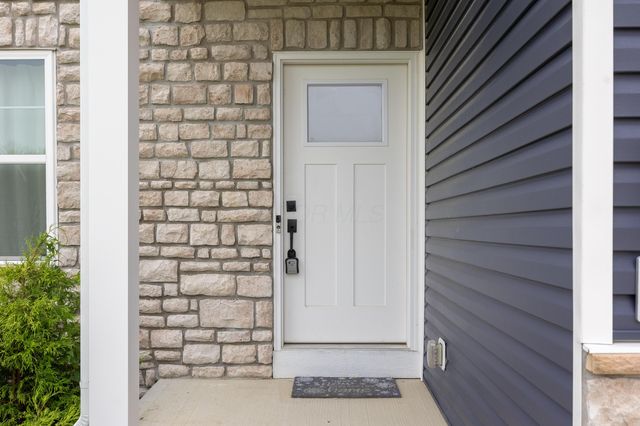 123 Beaman Gates Drive SW, Granville, OH 43023