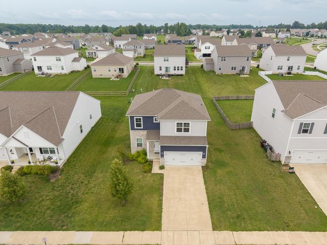123 Beaman Gates Drive SW, Granville, OH 43023