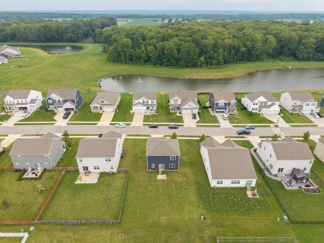 123 Beaman Gates Drive SW, Granville, OH 43023