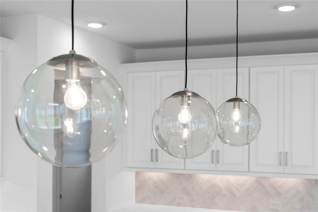 Image 19 of property listing at 6219 Deep Gulch Drive, Richmond, TX 77469