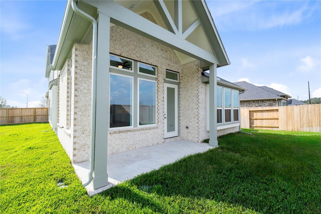 Image 36 of property listing at 6219 Deep Gulch Drive, Richmond, TX 77469