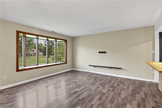 11757 Harbour Light Drive Drive 11757, North Royalton, OH 44133