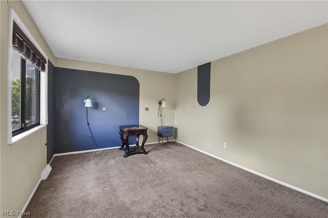 11757 Harbour Light Drive Drive 11757, North Royalton, OH 44133