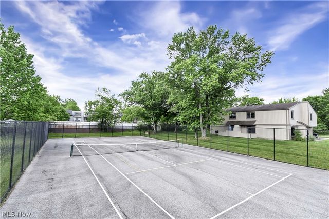 11757 Harbour Light Drive Drive 11757, North Royalton, OH 44133
