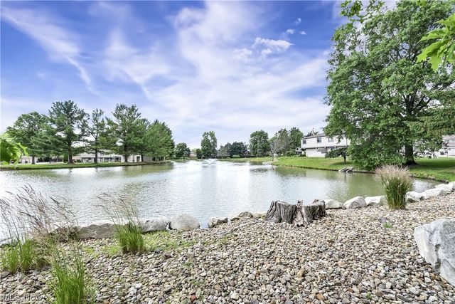 11757 Harbour Light Drive Drive 11757, North Royalton, OH 44133
