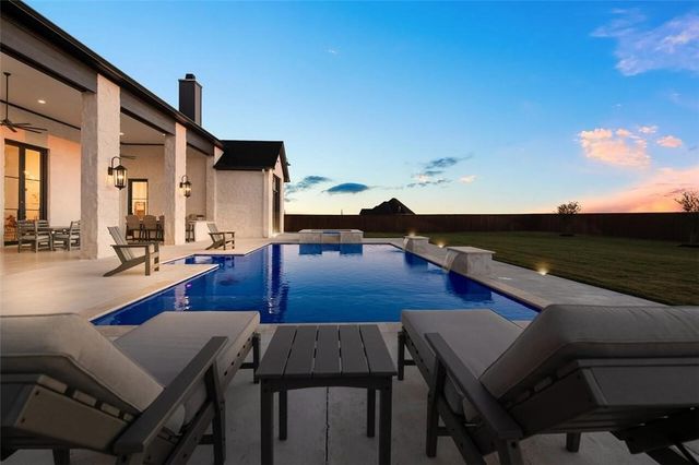 134 Sunflower Street, Lorena, TX 76655