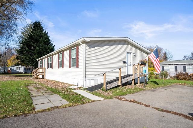 8 Dogwood Ln. Lane, Williamson, NY 14589