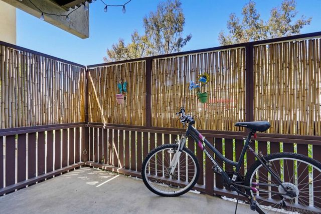 432 Edgehill Ln 3, Oceanside, CA 92054