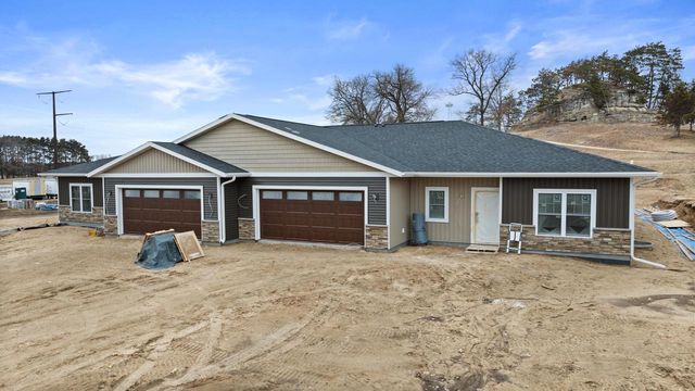 W7674 Castle Mound ROAD, Holmen, WI 54636