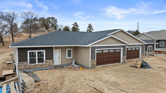 W7674 Castle Mound ROAD, Holmen, WI 54636