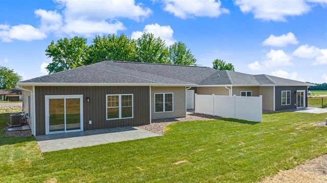 W7674 Castle Mound ROAD, Holmen, WI 54636