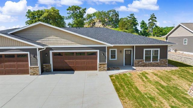 W7674 Castle Mound ROAD, Holmen, WI 54636