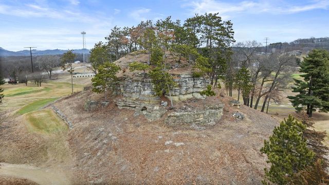 W7674 Castle Mound ROAD, Holmen, WI 54636