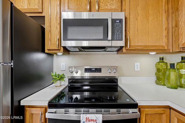 404 Park Side Way, Okatie, SC 29909