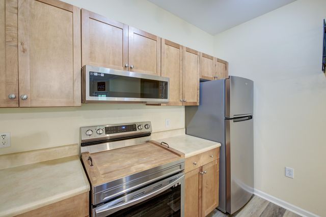 400 Bucksley Lane 206, Charleston, SC 29492