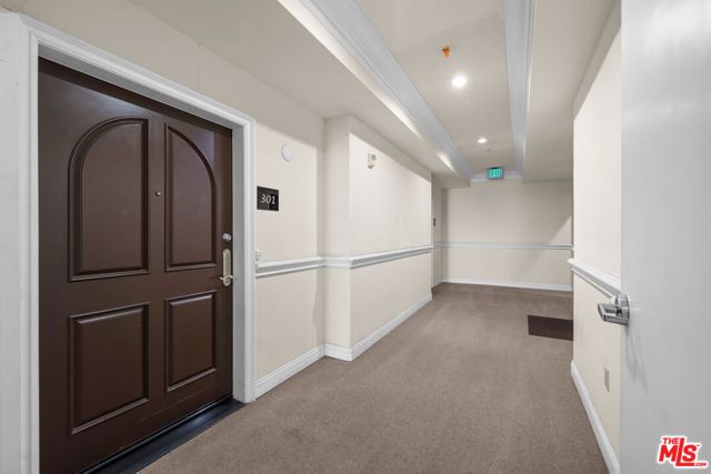 837 Crenshaw Boulevard 301, Los Angeles, CA 90005