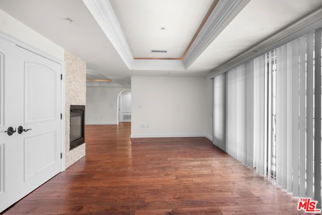 837 Crenshaw Boulevard 301, Los Angeles, CA 90005