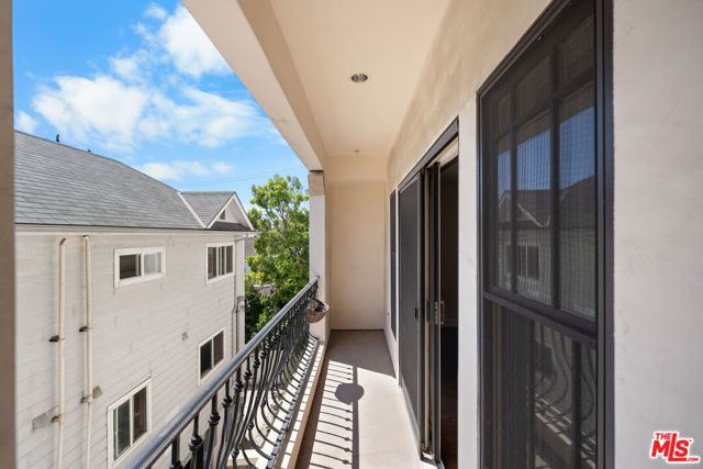 837 Crenshaw Boulevard 301, Los Angeles, CA 90005