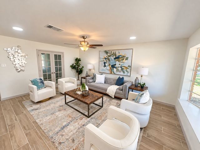 2551 Pinebluff Drive, Dallas, TX 75228
