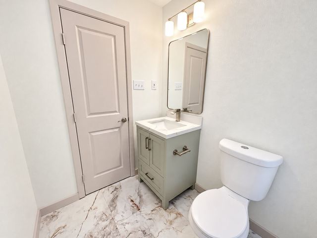 2551 Pinebluff Drive, Dallas, TX 75228