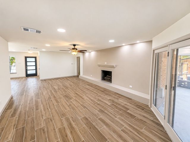 2551 Pinebluff Drive, Dallas, TX 75228