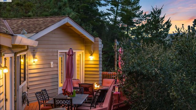 205 Blueberry Dr, Scotts Valley, CA 95066