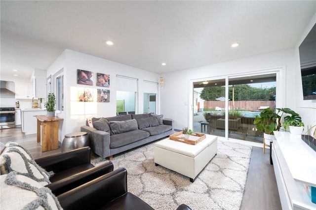 2129 N San Marcos Place, Claremont, CA 91711