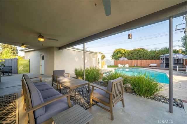 2129 N San Marcos Place, Claremont, CA 91711