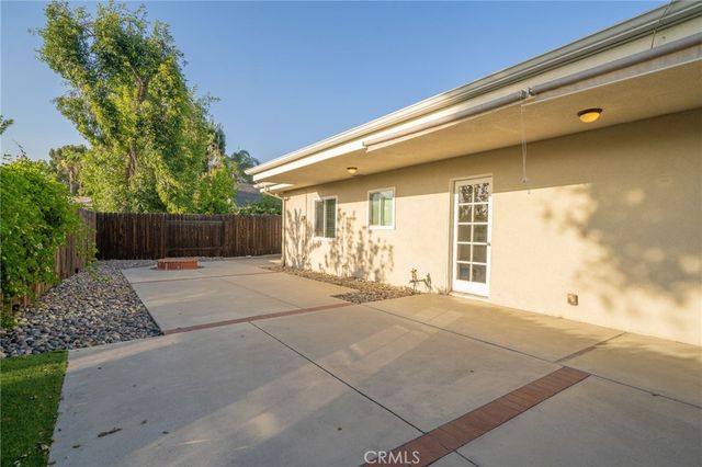 2129 N San Marcos Place, Claremont, CA 91711