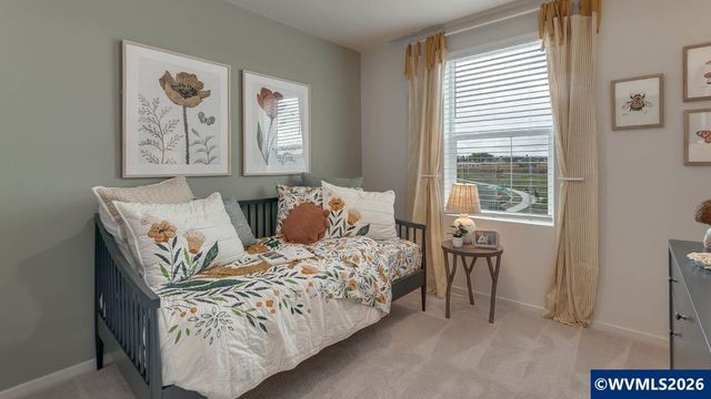 502 Redmond St NE, Salem, OR 97301