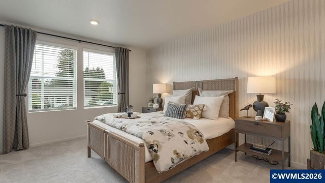 502 Redmond St NE, Salem, OR 97301